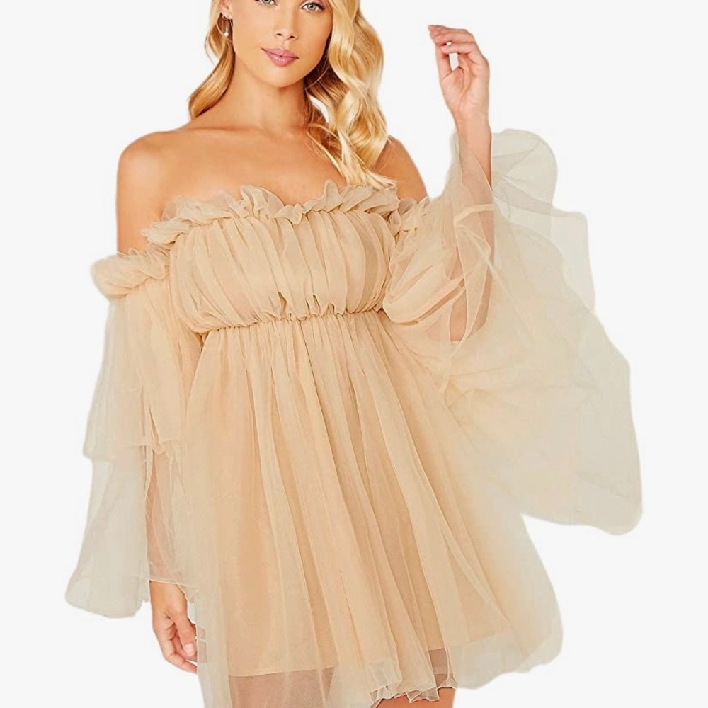 BRAND: Romwe // SIZE:M // COLOR: Cream